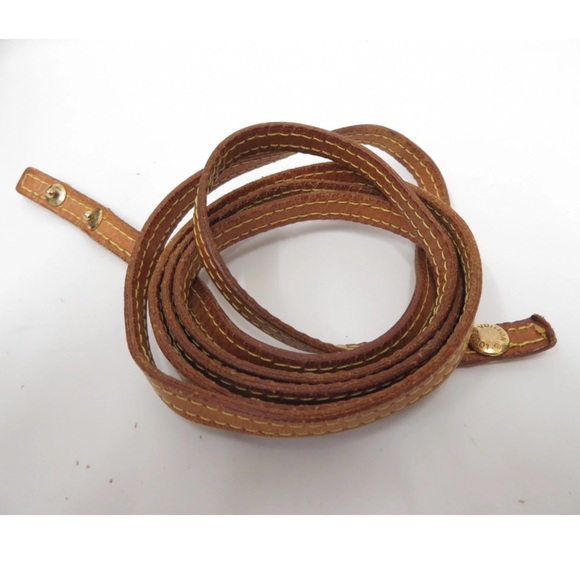 LOUIS VUITTON Pochette Twin GM Monogram Shoulder Bag - Picture 8 of 16